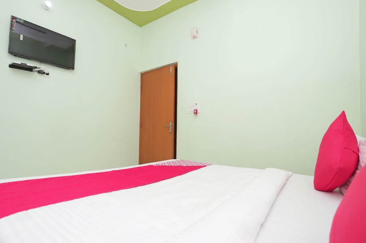 Oyo 38520 Hotel Silverspoon Roorkee Buitenkant foto