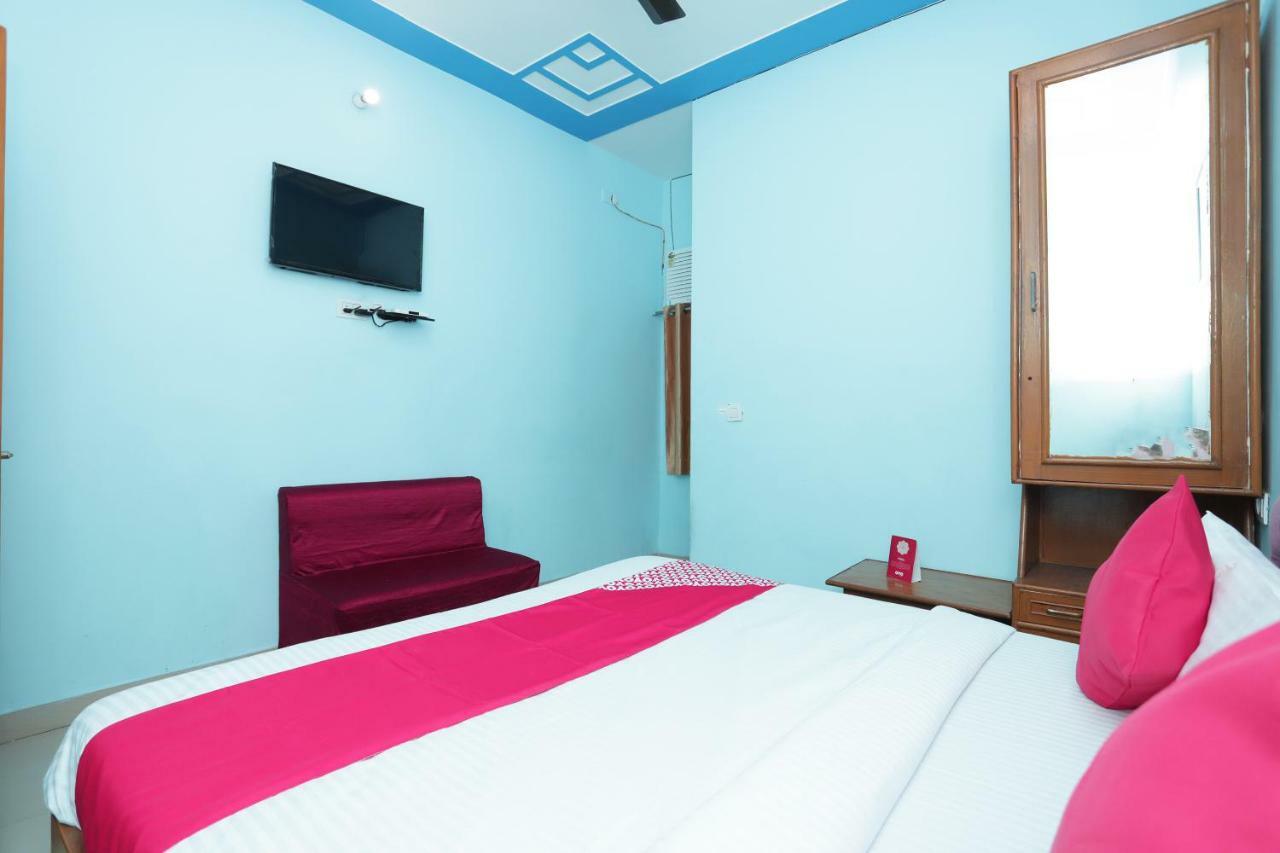 Oyo 38520 Hotel Silverspoon Roorkee Buitenkant foto